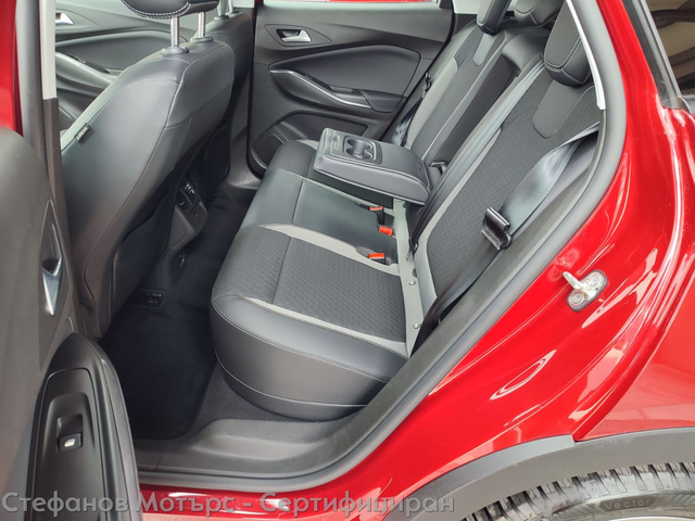Opel Grandland X SUV 224к.с. Plug-In Hybrid - автомобили, коли, обяви за нови и употребявани 12