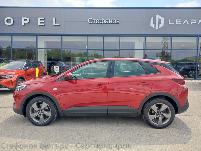 Opel Grandland X SUV 224к.с. Plug-In Hybrid - автомобили, коли, обяви за нови и употребявани 3