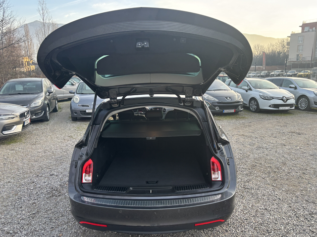 Opel Insignia 2.0CDTI - автомобили, коли, обяви за нови и употребявани 6