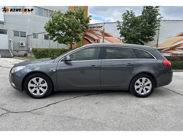 Opel Insignia 2.0d 131 к.с. - автомобили, коли, обяви за нови и употребявани 1