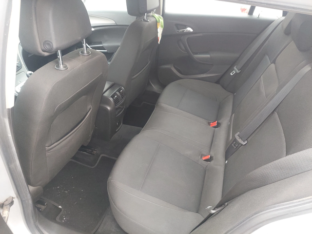 Opel Insignia 2, 0D МНОГО ЗАПАЗЕН - автомобили, коли, обяви за нови и употребявани 7