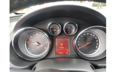 Opel Insignia 2, 0D МНОГО ЗАПАЗЕН - автомобили, коли, обяви за нови и употребявани 9