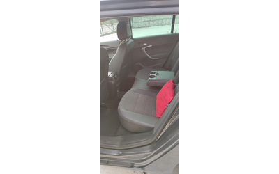 Opel Insignia, 2011 г., 193000 км, 0 к.с. - автомобили, коли, обяви за нови и употребявани 10