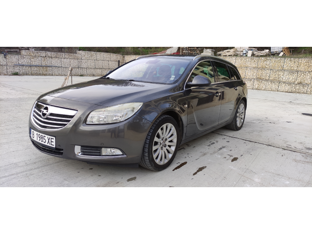 Opel Insignia, 2011 г., 193000 км, 0 к.с. - автомобили, коли, обяви за нови и употребявани 2