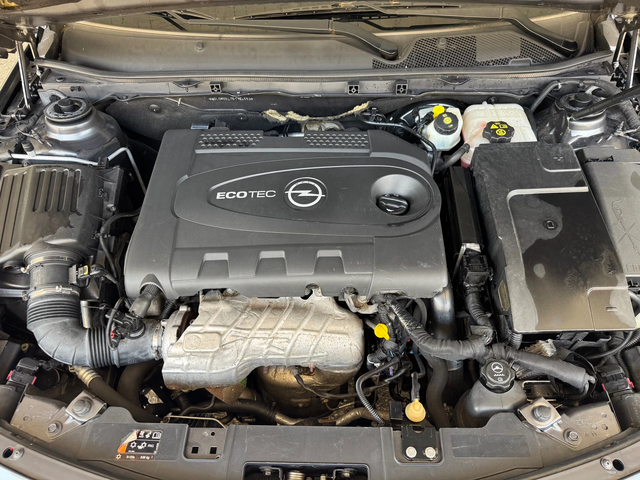 Opel Insignia 2.0CDTI-2011-AUTO-NAVI - автомобили, коли, обяви за нови и употребявани 15