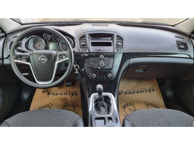Opel Insignia 1.9 cdti 160к.с. - автомобили, коли, обяви за нови и употребявани 10