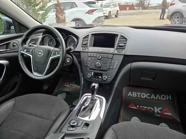 Opel Insignia 2.0CDTI-195кс= АВТОМАТ= ДИСТРОНИК= НАВИ= КСЕНОН - автомобили, коли, обяви за нови и употребявани 12