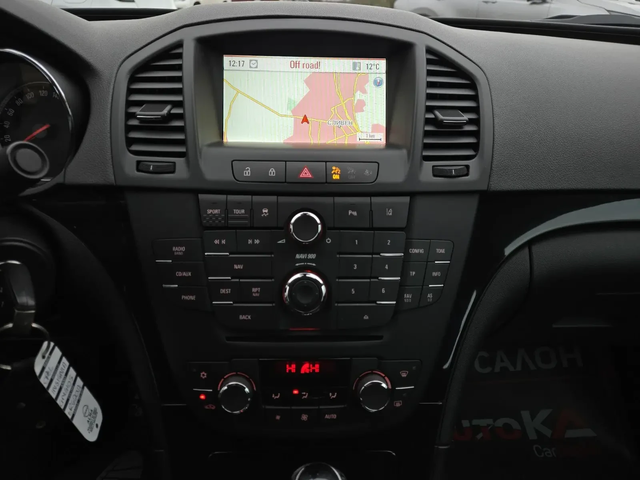 Opel Insignia 2.0CDTI-195кс= АВТОМАТ= ДИСТРОНИК= НАВИ= КСЕНОН - автомобили, коли, обяви за нови и употребявани 14