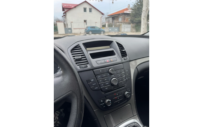 Opel Insignia 1.8 BENZIN AUSTRIA - автомобили, коли, обяви за нови и употребявани 8