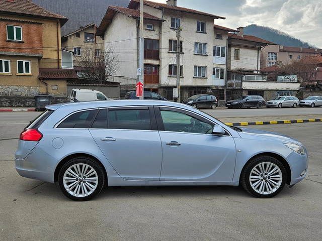 Opel Insignia 2.0 AVTOMAT/4X4/KOJA/NAVIGACIA - автомобили, коли, обяви за нови и употребявани 5