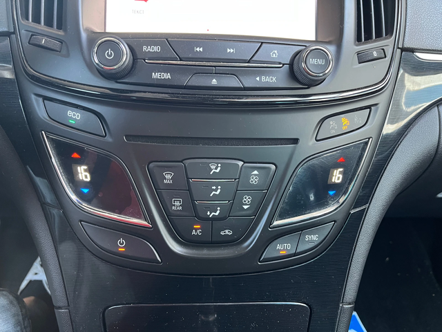 Opel Insignia 2.0 Diesel - автомобили, коли, обяви за нови и употребявани 11