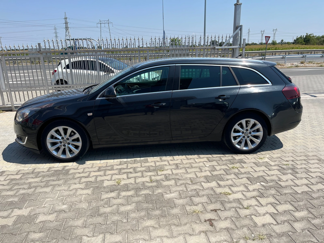 Opel Insignia 2.0 Diesel - автомобили, коли, обяви за нови и употребявани 2