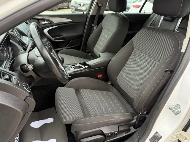 Opel Insignia 2.0 CDTi - автомобили, коли, обяви за нови и употребявани 8