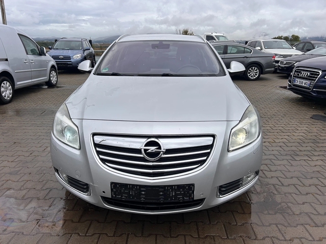 Opel Insignia 2.0CDTI AVTOMAT/NAVI EURO 5 - автомобили, коли, обяви за нови и употребявани 2