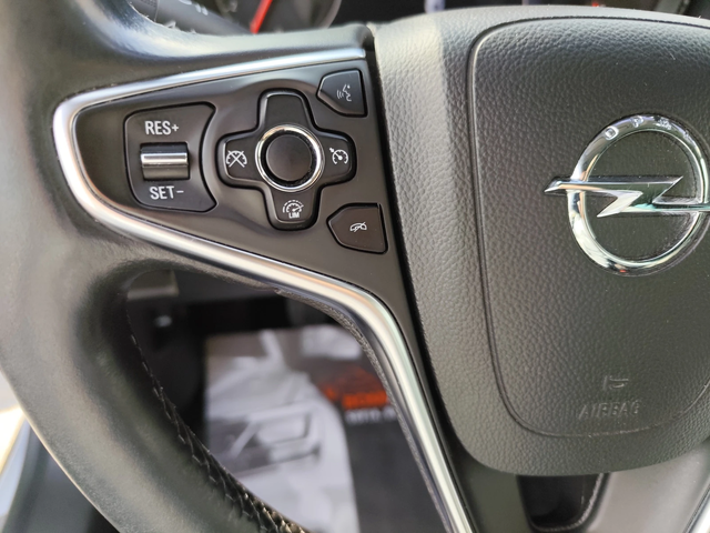 Opel Insignia 2.0CDTi* FACE* LED/XENON* ПОДГРЕВ* EURO5B* - автомобили, коли, обяви за нови и употребявани 8