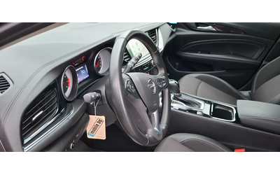 Opel Insignia 2.0 Turbo 4x4 260kc Autamtic Bose Distronic - автомобили, коли, обяви за нови и употребявани 12