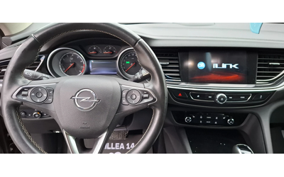 Opel Insignia 2.0 Turbo 4x4 260kc Autamtic Bose Distronic - автомобили, коли, обяви за нови и употребявани 13