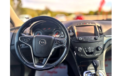 Opel Insignia Sports Tourer - автомобили, коли, обяви за нови и употребявани 6