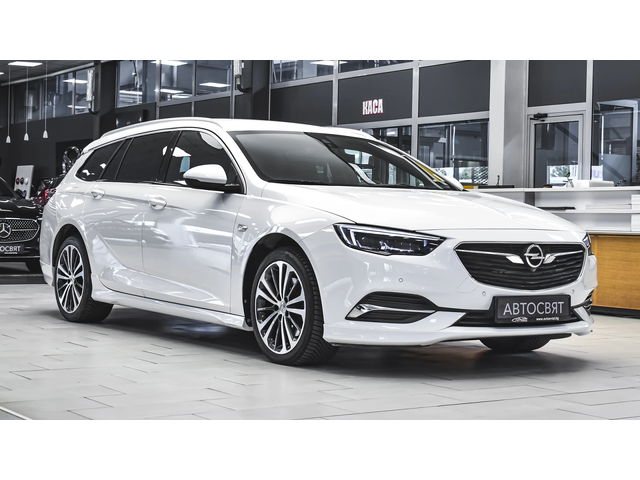 Opel Insignia Sports Tourer 2.0d OPC Line 4x4 Automatic - автомобили, коли, обяви за нови и употребявани 4