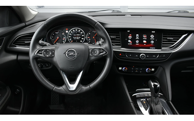 Opel Insignia Sports Tourer 2.0d Innovation Automatic - автомобили, коли, обяви за нови и употребявани 9