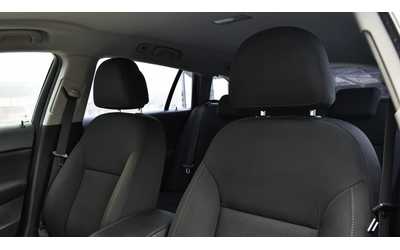 Opel Insignia Sports Tourer 2.0 CDTi Edition - автомобили, коли, обяви за нови и употребявани 9