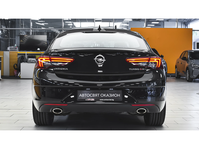 Opel Insignia Grand Sport 2.0d Innovation 4x4 Automatic - автомобили, коли, обяви за нови и употребявани 2
