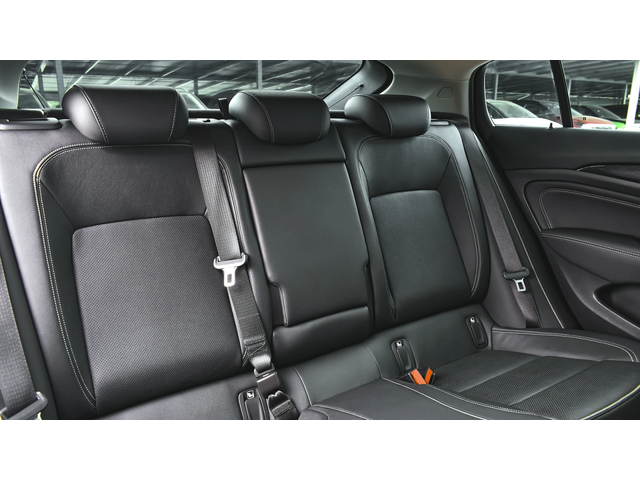 Opel Insignia Grand Sport 1.6d Innovation - автомобили, коли, обяви за нови и употребявани 10