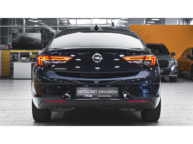 Opel Insignia Grand Sport 1.6d Innovation - автомобили, коли, обяви за нови и употребявани 2