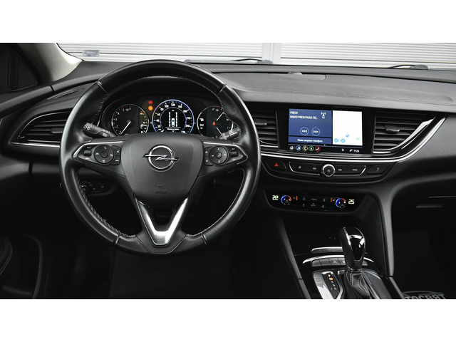 Opel Insignia Sports Tourer 1.6d Innovation Automatic - автомобили, коли, обяви за нови и употребявани 8