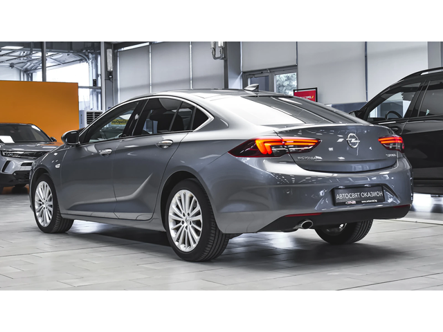 Opel Insignia Grand Sport 2.0d Innovation Automatic - автомобили, коли, обяви за нови и употребявани 6