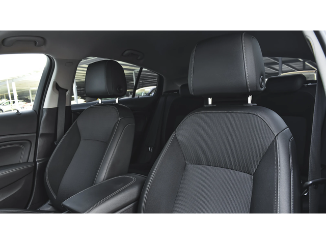 Opel Insignia Grand Sport 2.0d Innovation Automatic - автомобили, коли, обяви за нови и употребявани 9