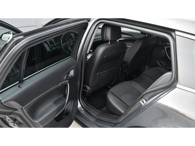 Opel Insignia Country Tourer 2.0 CDTI 4x4 Automatic - автомобили, коли, обяви за нови и употребявани 8