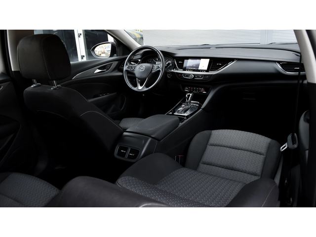 Opel Insignia Sports Tourer 2.0d Automatic Business Edition - автомобили, коли, обяви за нови и употребявани 7