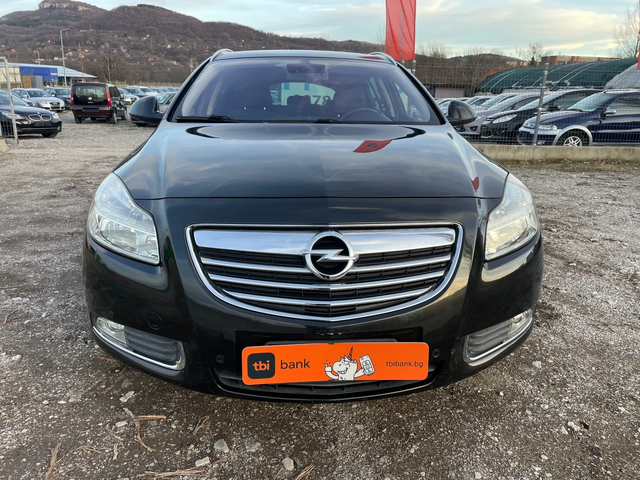 Opel Insignia 2.0CDTI-NAVI-ITALIA - автомобили, коли, обяви за нови и употребявани 1