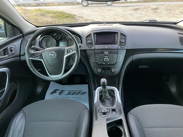 Opel Insignia 2.0CDTI-NAVI-ITALIA - автомобили, коли, обяви за нови и употребявани 6