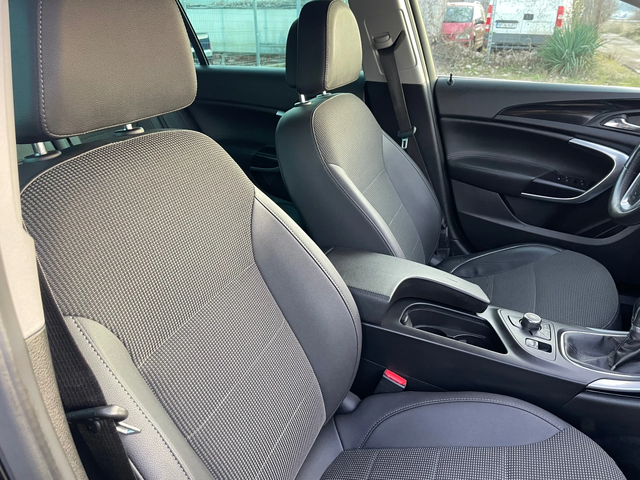 Opel Insignia 2.0CDTI-NAVI-ITALIA - автомобили, коли, обяви за нови и употребявани 7