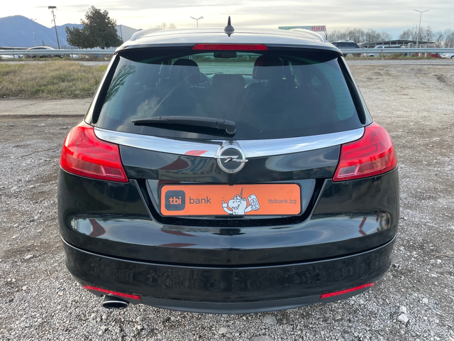 Opel Insignia 2.0CDTI-NAVI-ITALIA - автомобили, коли, обяви за нови и употребявани 9