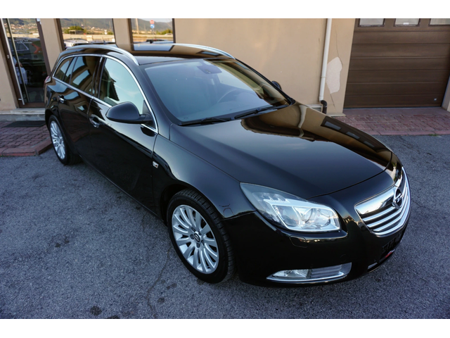 Opel Insignia 2.0 CDTI SPORTS TOURER COSMO - автомобили, коли, обяви за нови и употребявани 1