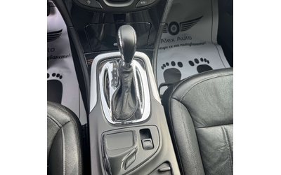 Opel Insignia 4х4 / Sport Tourer / Automatic / ЛИЗИНГ - автомобили, коли, обяви за нови и употребявани 13