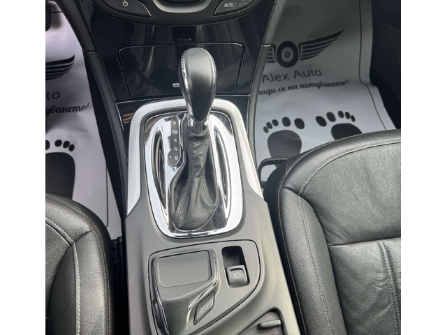 Opel Insignia 4х4 / Sport Tourer / Automatic / ЛИЗИНГ - автомобили, коли, обяви за нови и употребявани 13