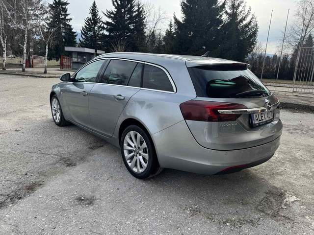 Opel Insignia 4х4 / Sport Tourer / Automatic / ЛИЗИНГ - автомобили, коли, обяви за нови и употребявани 3