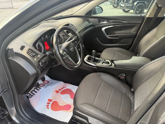 Opel Insignia 2.0 TDCI TOP !!! - автомобили, коли, обяви за нови и употребявани 10