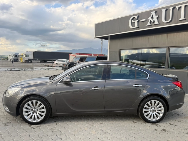 Opel Insignia 2.0 TDCI TOP !!! - автомобили, коли, обяви за нови и употребявани 7