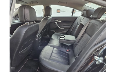 Opel Insignia 2.0CDTI-130кс= АВТОМАТ= DISTRONIC= DIGITAL COCPIT - автомобили, коли, обяви за нови и употребявани 8