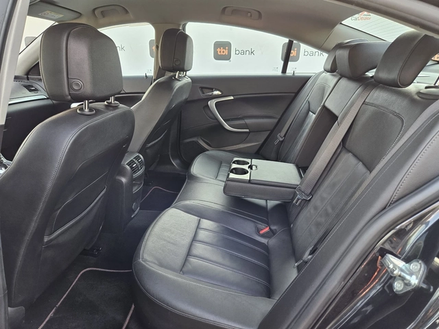 Opel Insignia 2.0CDTI-130кс= АВТОМАТ= DISTRONIC= DIGITAL COCPIT - автомобили, коли, обяви за нови и употребявани 8