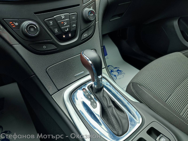 Opel Insignia A 4-вр. Комби 131к.с. Дизел - автомобили, коли, обяви за нови и употребявани 13