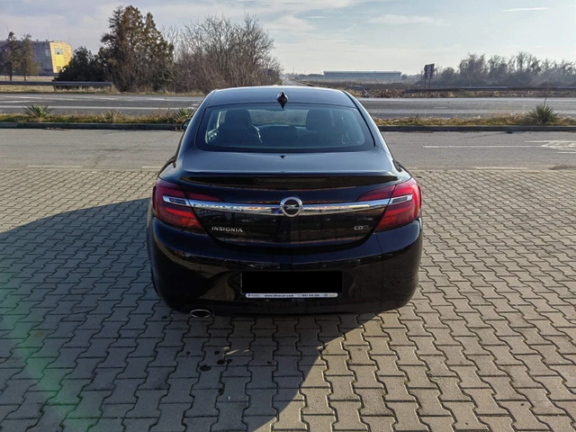 Opel Insignia Генерация: Insignia Sedan, Двигател (модификация)2.0 CDTI (170 Hp) DPF, Пакет: Cosmo - автомобили, коли, обяви за нови и употребявани 2