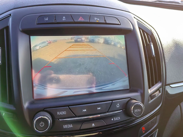 Opel Insignia Генерация: Insignia Sedan, Двигател (модификация)2.0 CDTI (170 Hp) DPF, Пакет: Cosmo - автомобили, коли, обяви за нови и употребявани 8