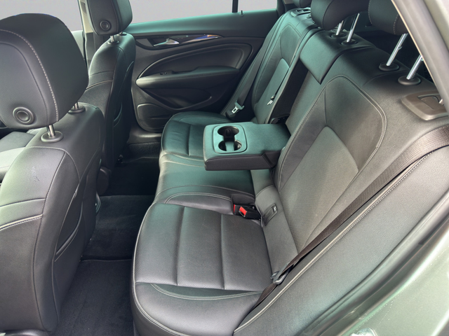 Opel INSIGNIA ULTIMATE EXCLUSIVE - автомобили, коли, обяви за нови и употребявани 10