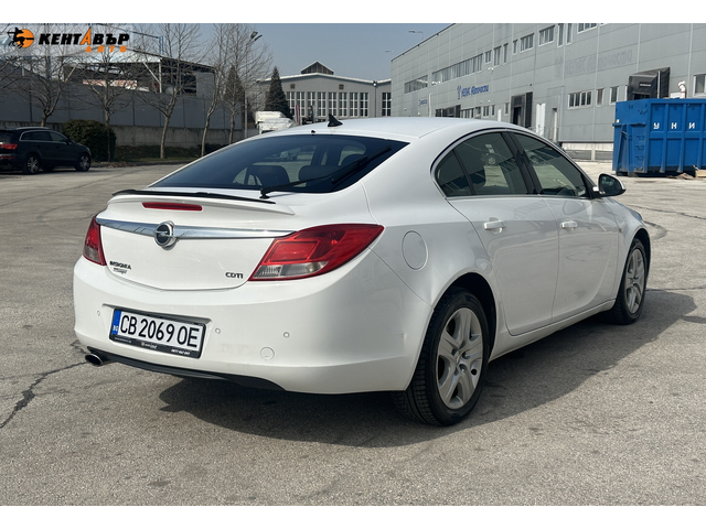 Opel Insignia2.0d 160к.с. - автомобили, коли, обяви за нови и употребявани 3